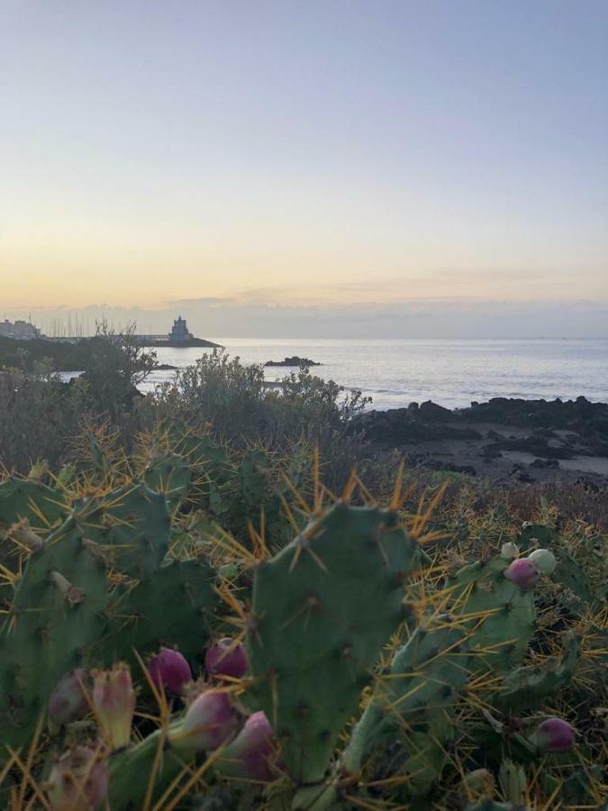 アロナLas Galletas Vista Al Mar Con Wifiアパートメント エクステリア 写真